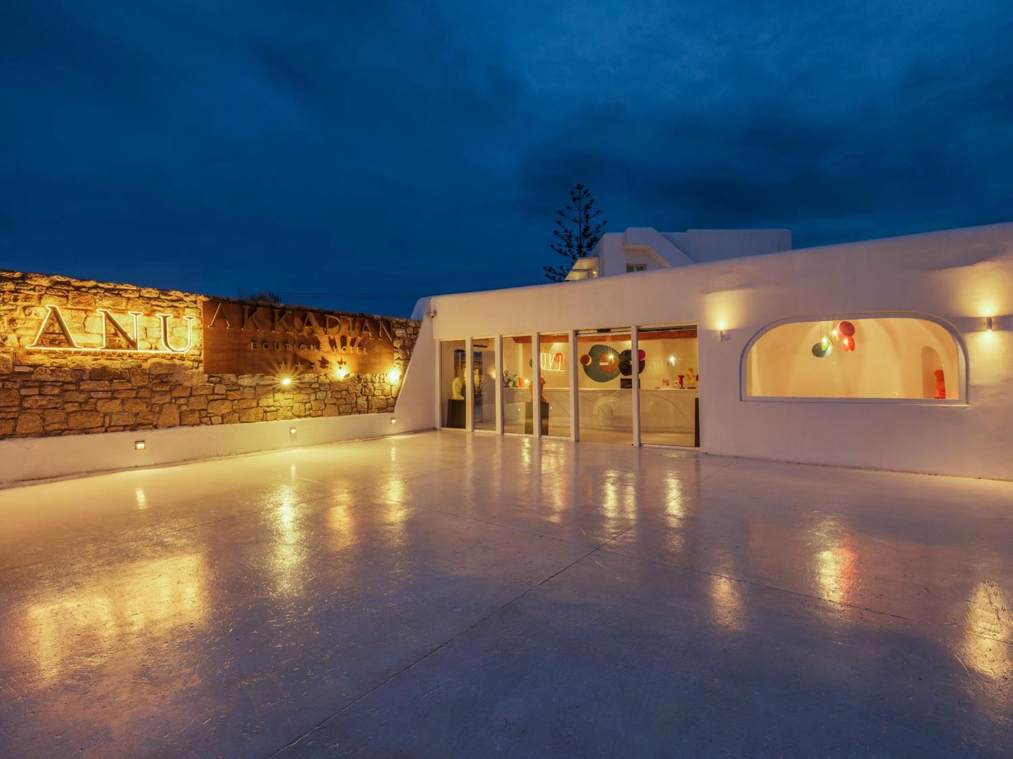 Akkadian Boutique 5* Mykonos Town